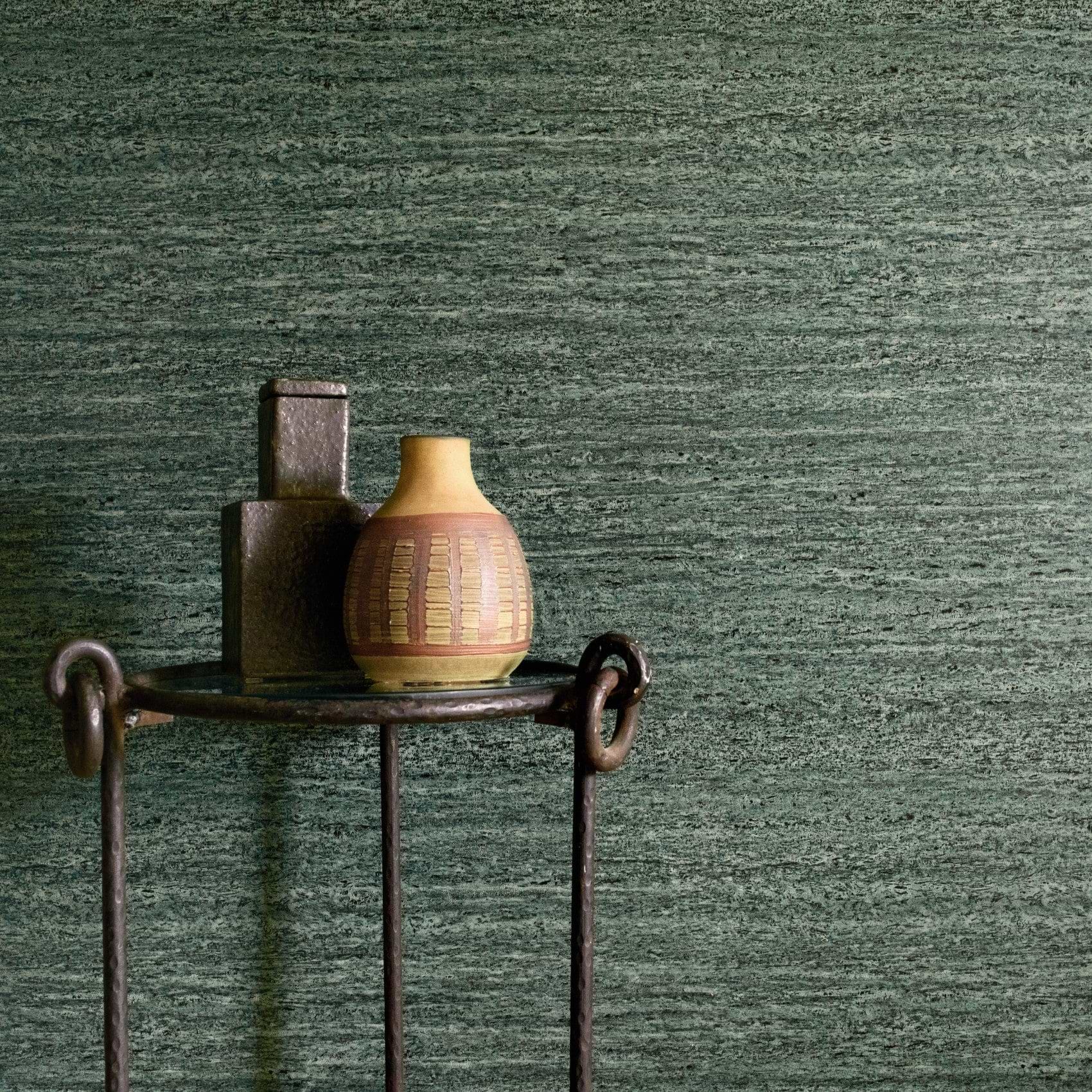 Onderhoud &amp; schoonmaken: zo blijft behang mooi (ook met kids/huisdieren)