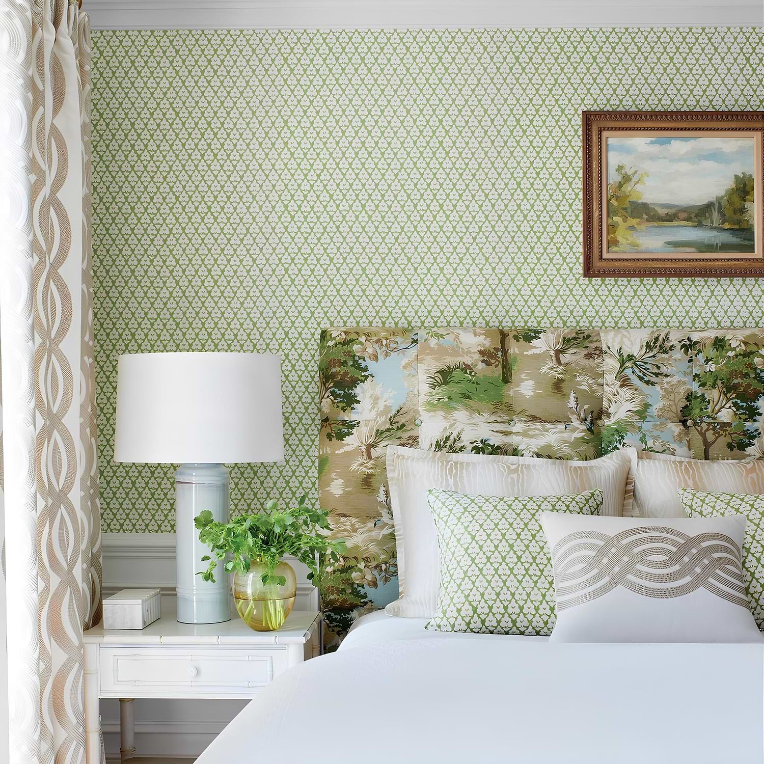 Heritage wallpaper collection Thibaut