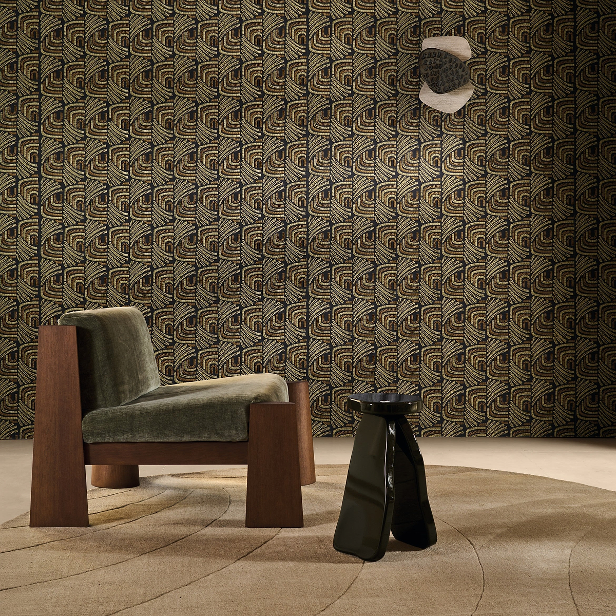 Mimbeau wallpaper collection van Casamance: linnen luxury tussen zee and dennen