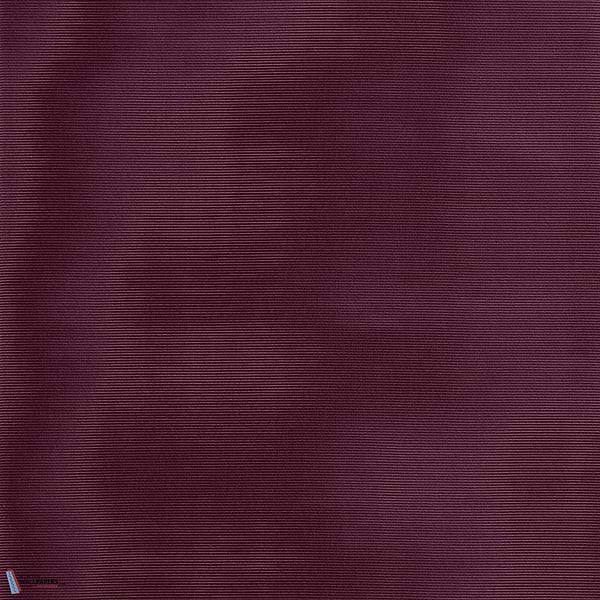 Amoir Libre Wall-wallpaper-Dedar-Aubergine-Meter (M1)-02D2300700003-Selected Wallpapers