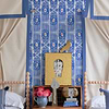 Ikat-wallpaper-Mind the Gap-Selected Wallpapers