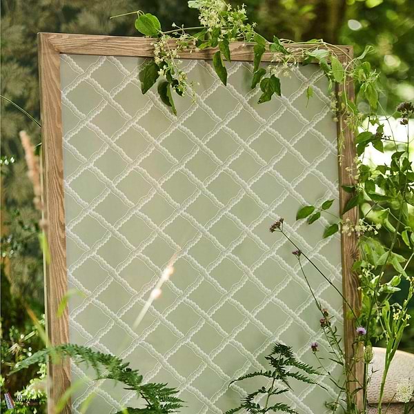 Rye Tapete-Sanderson-Selected Wallpapers-Interiors