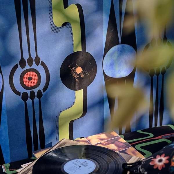 Take Five Tapete-Mind the Gap-Selected Wallpapers-Interiors