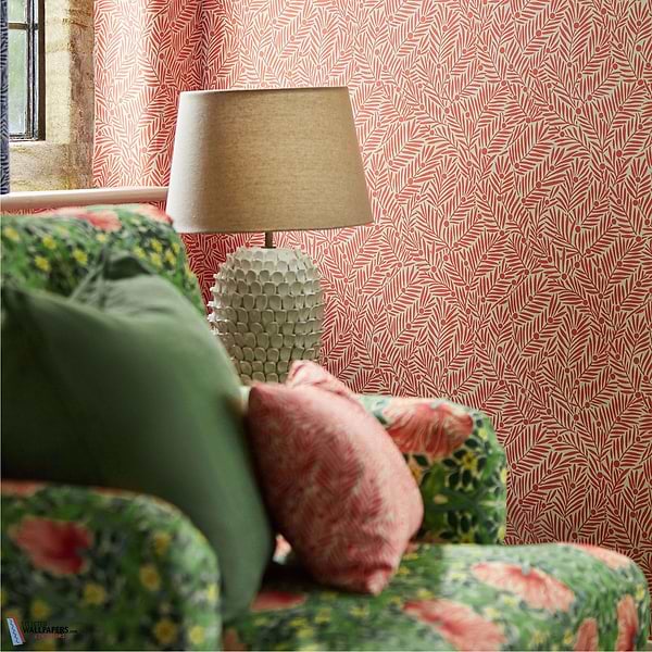 Yew & Aril-behang-Morris & Co-Selected-Wallpapers-Interiors