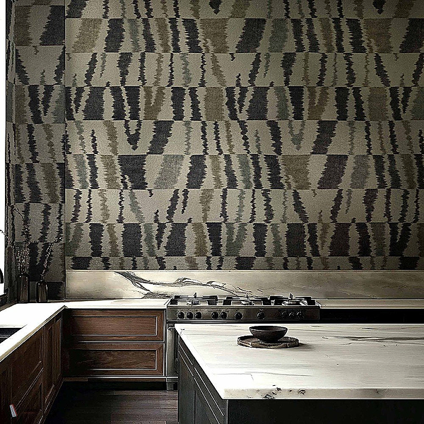 Bujlud wallpaper in Silver by Coordonne — interior