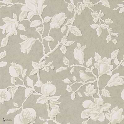 Magnolia & Pomegranate Tapete in Silver/Linen van Sanderson