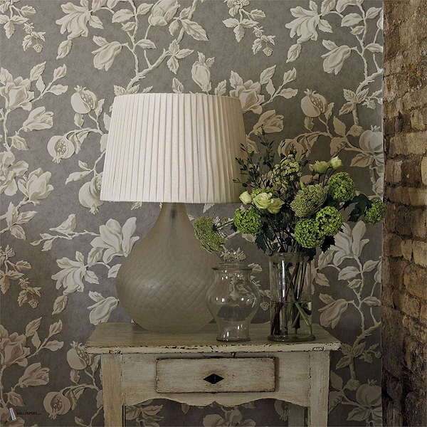 Magnolia & Pomegranate Tapete van Sanderson