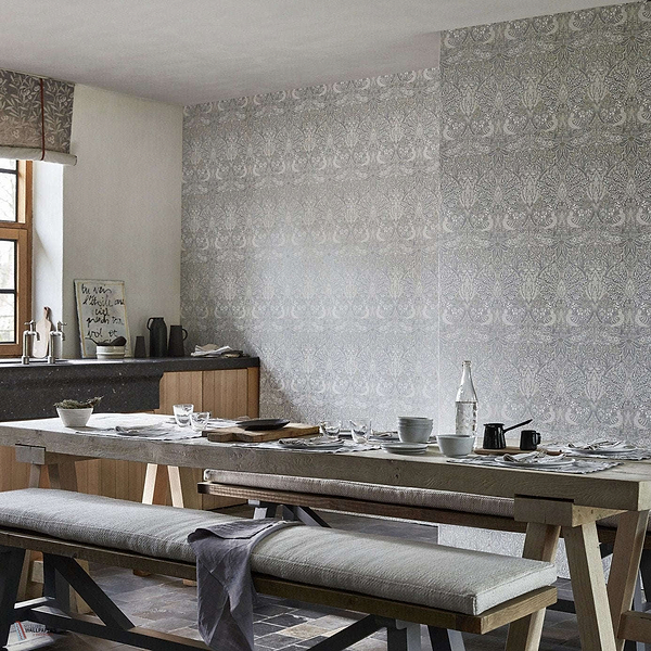 Pure Dove & Rose wallpaper van Morris & Co