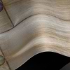 Beaded Gold behang Premium Silk Silver behang in T11078 van Tuskara