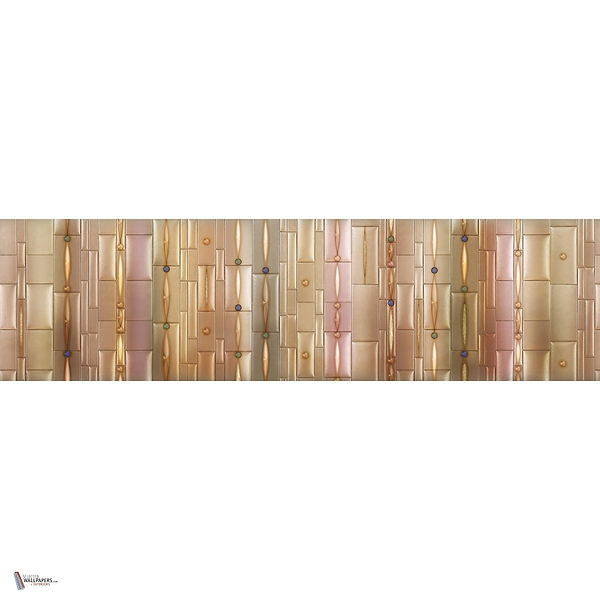 Beaded Gold behang in T11077 van Tuskara — volledig ontwerp