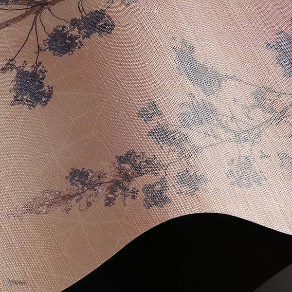 Dust & Petals behang Natural Grasscloth behang in T11107 van Tuskara