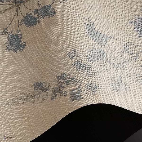 Dust & Petals behang Natural Grasscloth behang in T11108 van Tuskara