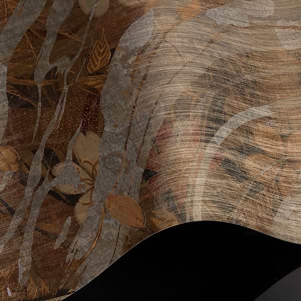 Nebula Dune behang Premium Silk Silver behang in T11092 van Tuskara
