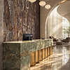 Neptunes Royalty behang in T11079 van Tuskara — interieur