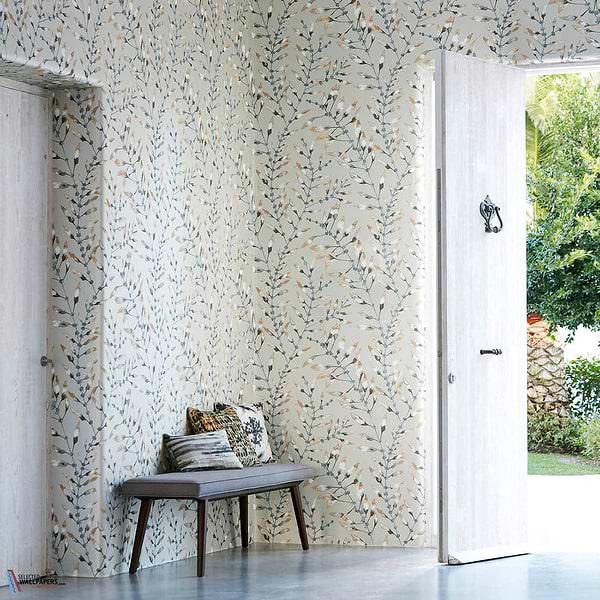 Chaconia-wallpaper-Harlequin-Selected Wallpapers
