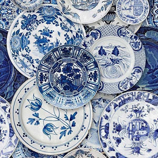 Delftware-wallpaper-Mind the Gap-Dutch Blue-300 cm (standaard)-WP20187-Selected Wallpapers