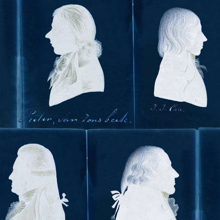Dutch Portraits-Tapete-Mind the Gap-Blue-300 cm (standaard)-WP20186-Selected Wallpapers
