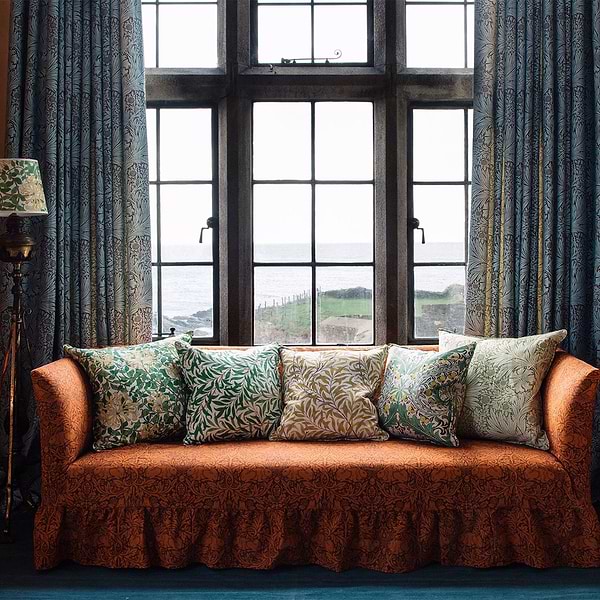 Marigold stof-Morris & Co-Selected Wallpapers