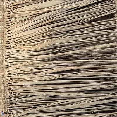 Raffia Totem-Tapete-CMO Paris-Miel-Meter (M1)-CMO WRA 09 21-Selected Wallpapers