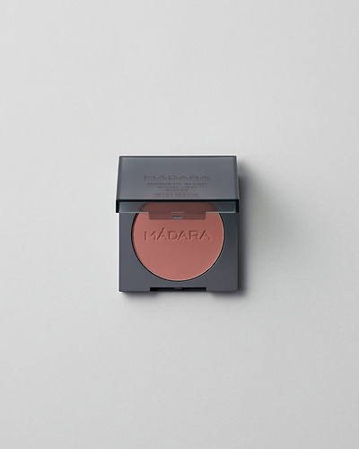 MÁDARA Organic Skincare mineral cheek blusher bare blossom A6822 product photo on plain background.