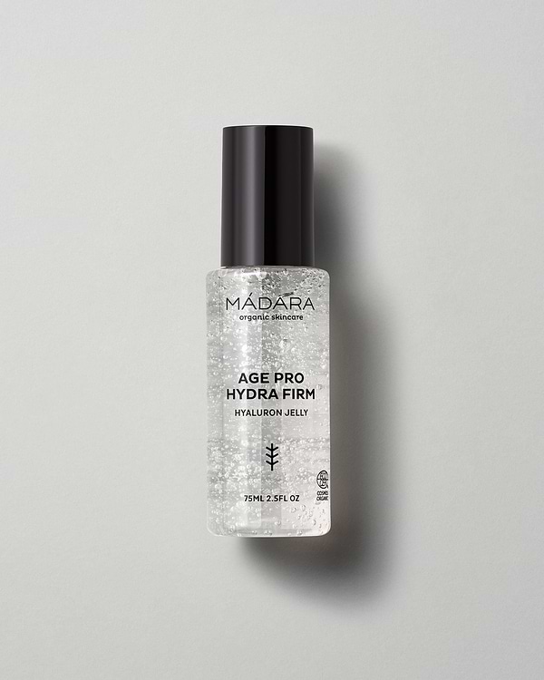 MÁDARA Organic Skincare hydra firm hyaluron jelly A3342 gel moisturizer product photo on plain background.