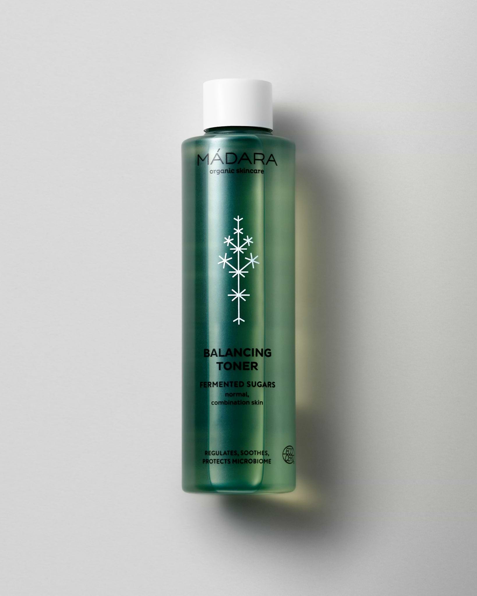 MÁDARA Organic Skincare balancing toner A2052 toner product photo on plain background.