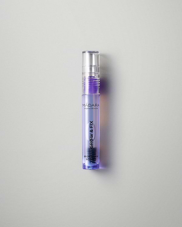 MÁDARA Organic Skincare brow and lash booster A6701 product photo on plain background.