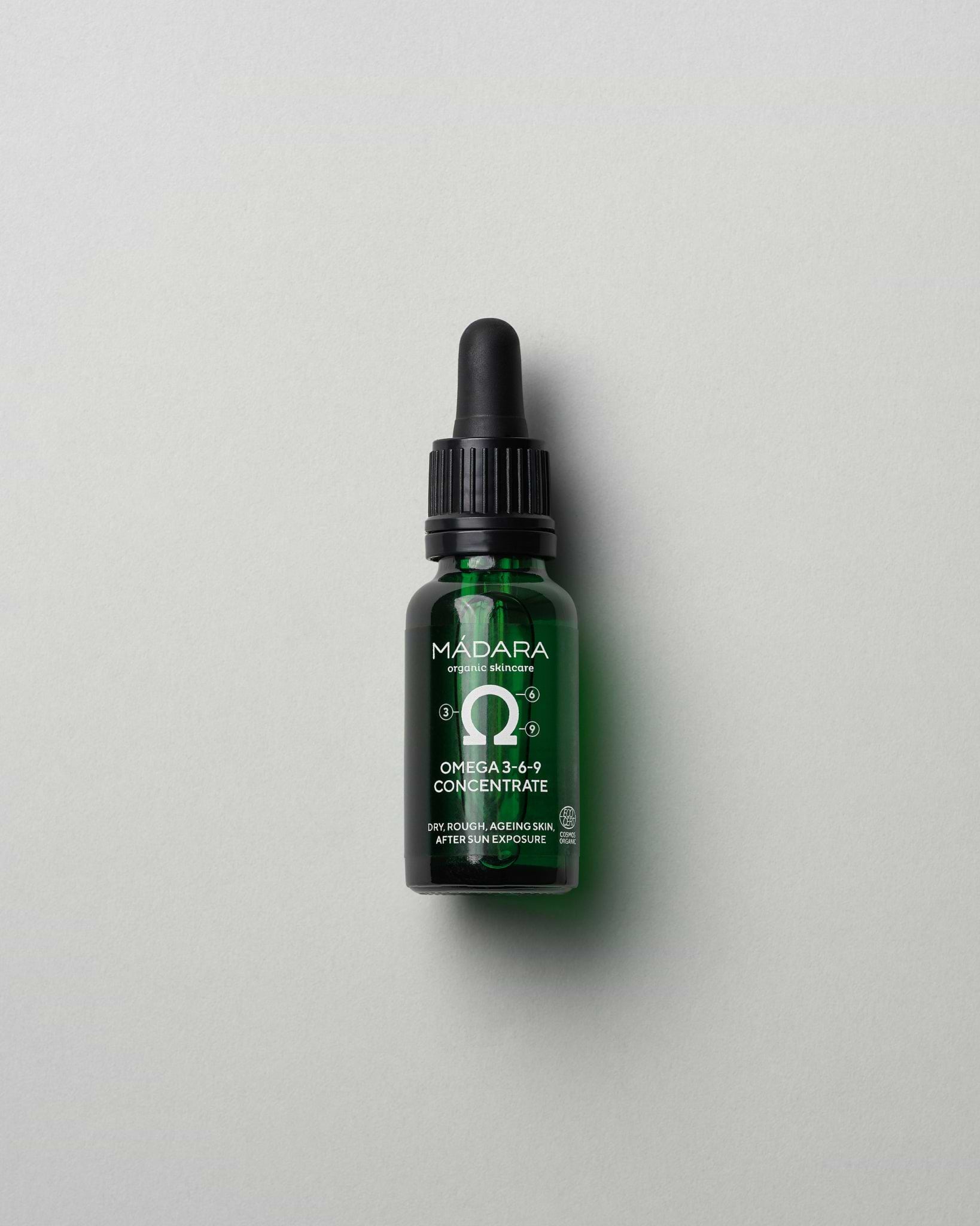 MÁDARA Organic Skincare omega 3 6 9 concentrate A3263 product photo on plain background.