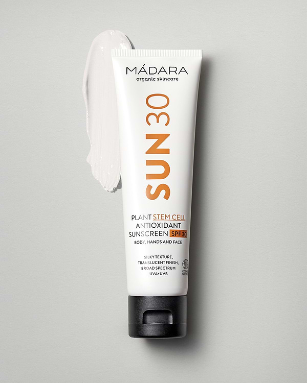MÁDARA Organic Skincare plant stem cell antioxidant body sunscreen spf30 A3401 mineral sunscreen product photo on plain background.