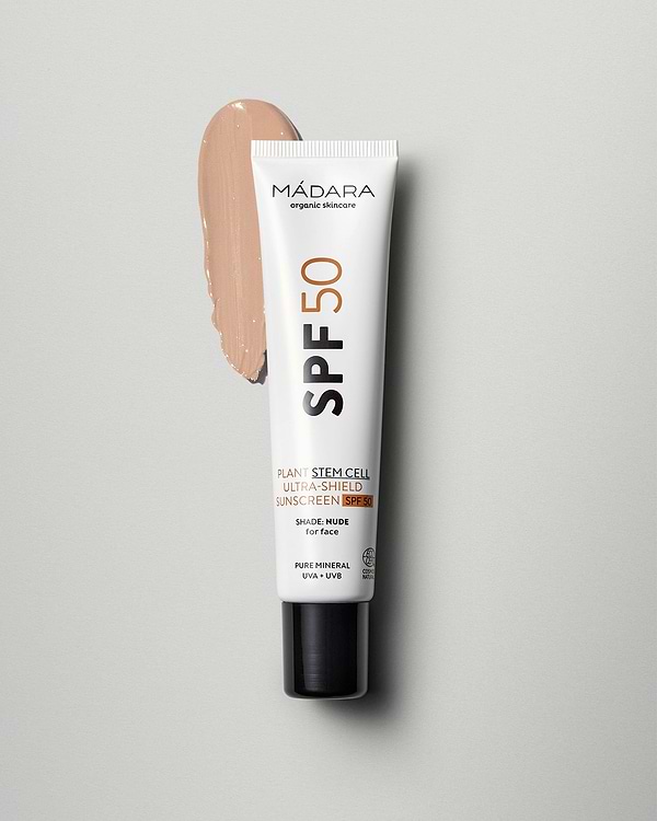 MÁDARA Organic Skincare plant stem cell ultra shield sunscreen A3416 mineral sunscreen product photo on plain background.