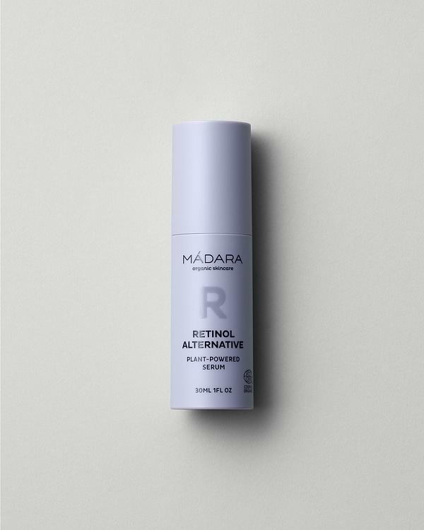 MÁDARA Organic Skincare retinol alternative plant powered serum A3185 serum product photo on plain background.