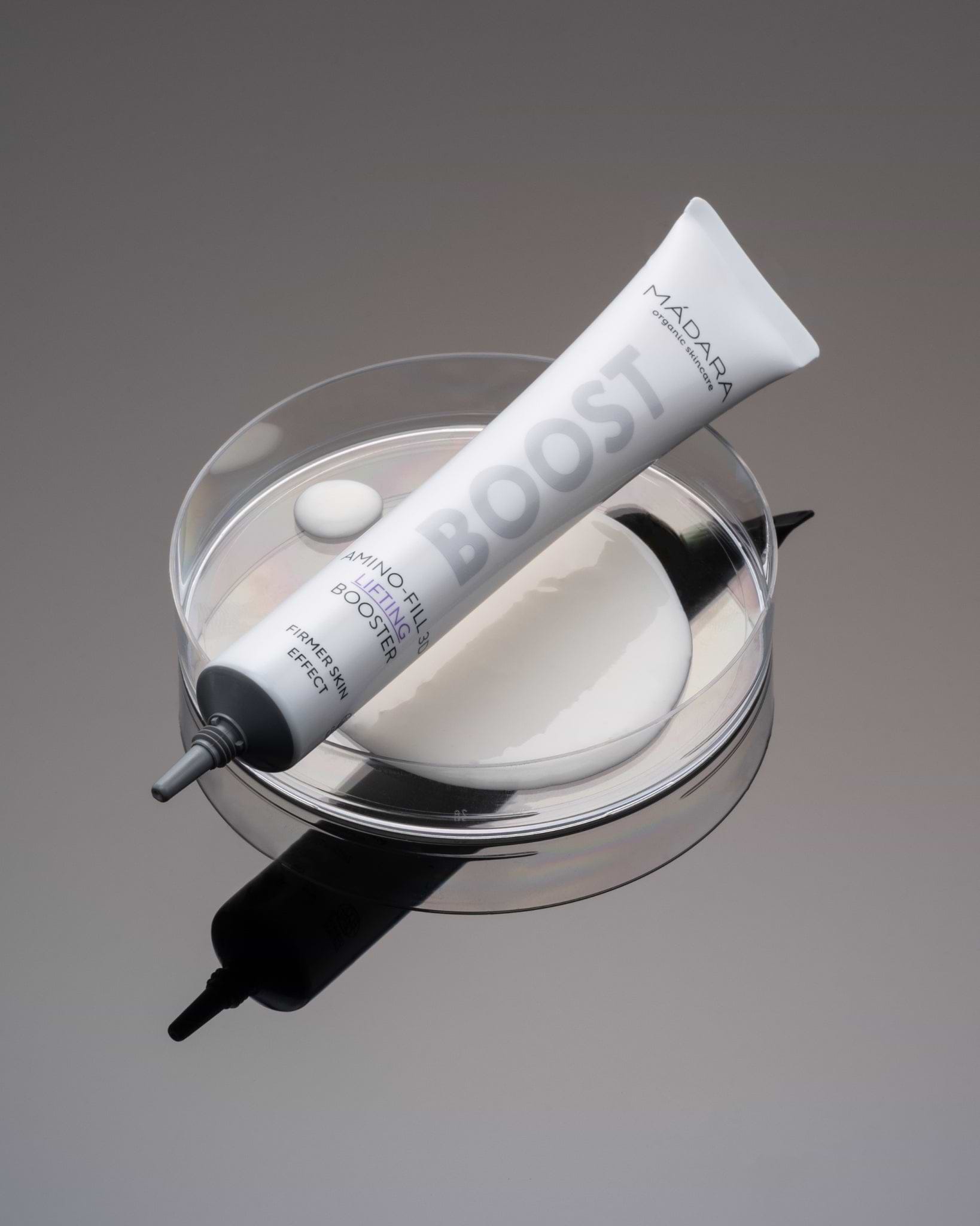 MÁDARA Organic Skincare lifting effect concentrate A3203 25 product photo on plain background.