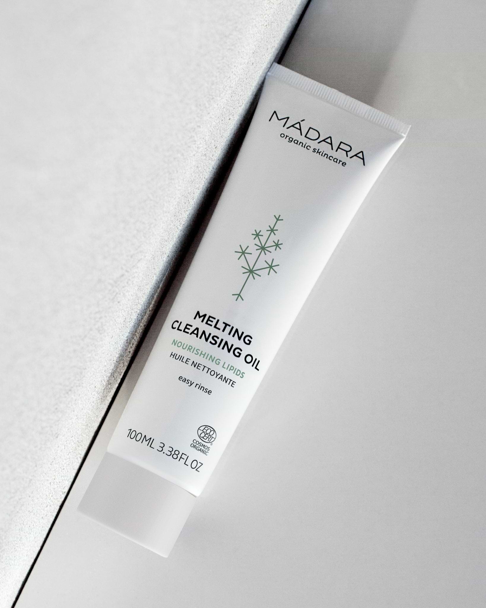 MÁDARA Organic Skincare oil based skin cleanser A2003 cleanser product photo on plain background.