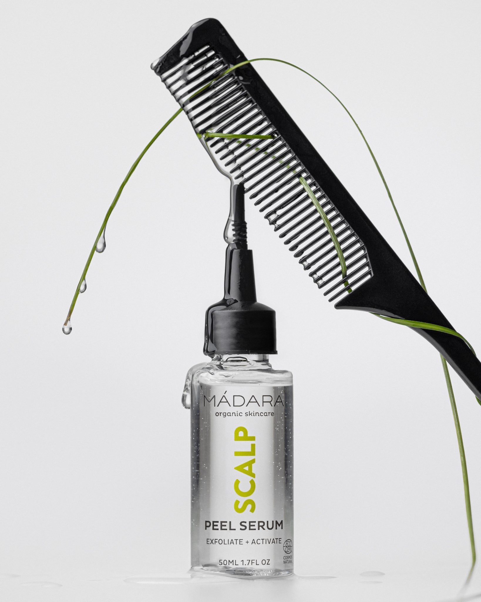 MÁDARA Organic Skincare peel scalp treatment A4074 product photo on plain background.