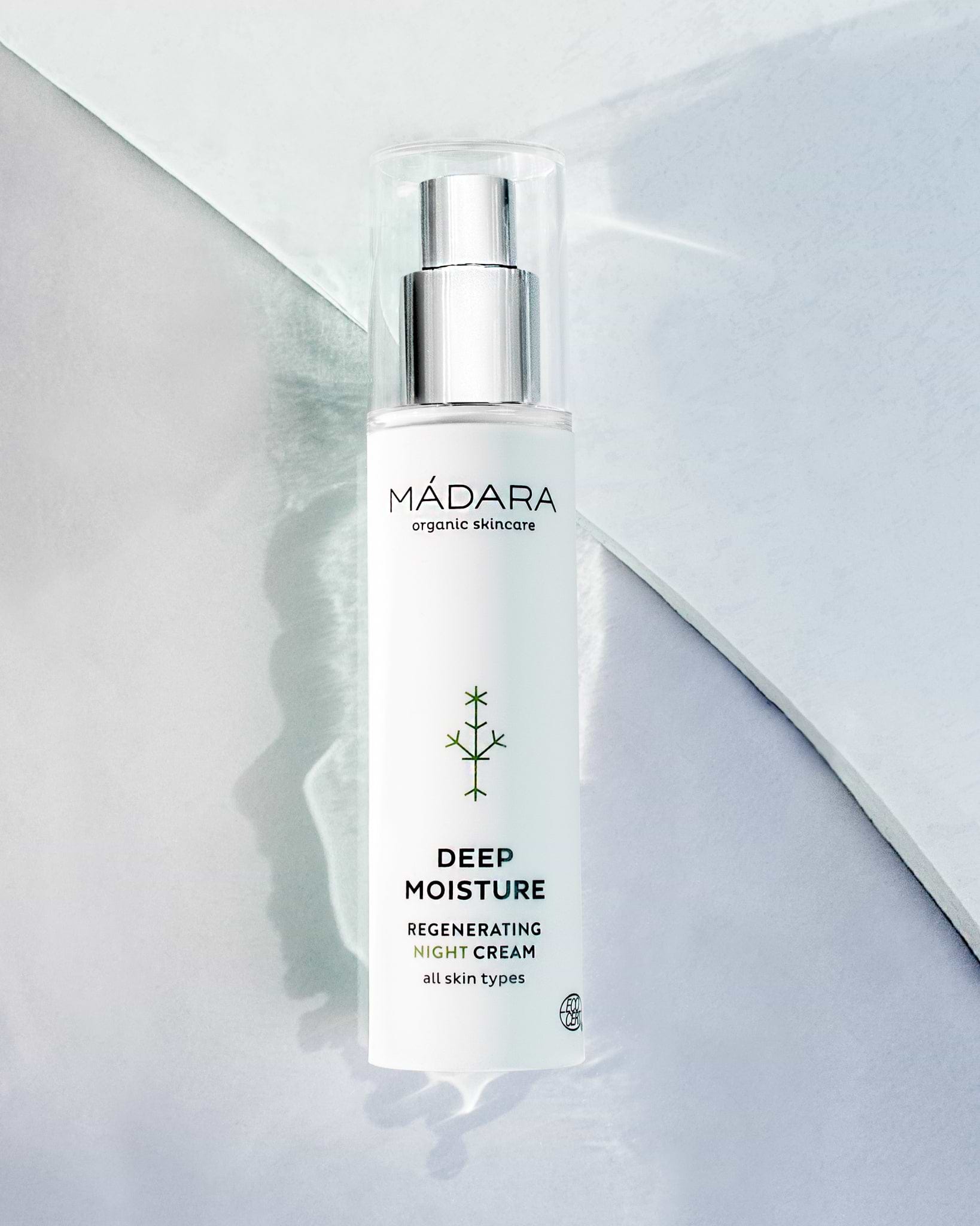 MÁDARA Organic Skincare overnight regenerating cream A2241 face cream product photo on plain background.