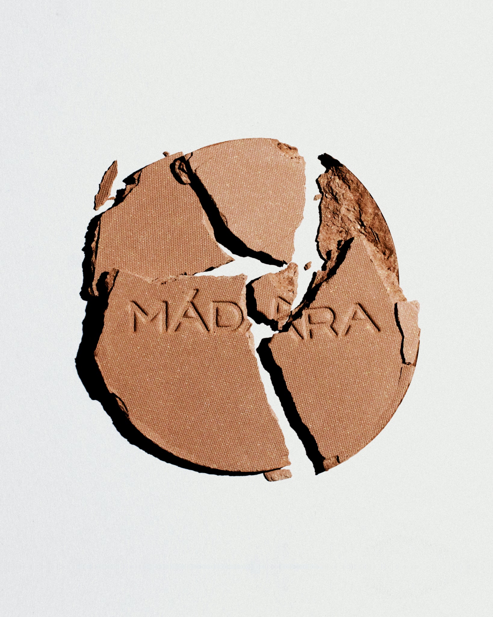 Soft Silk Mineral Bronzer: Heat | MÁDARA