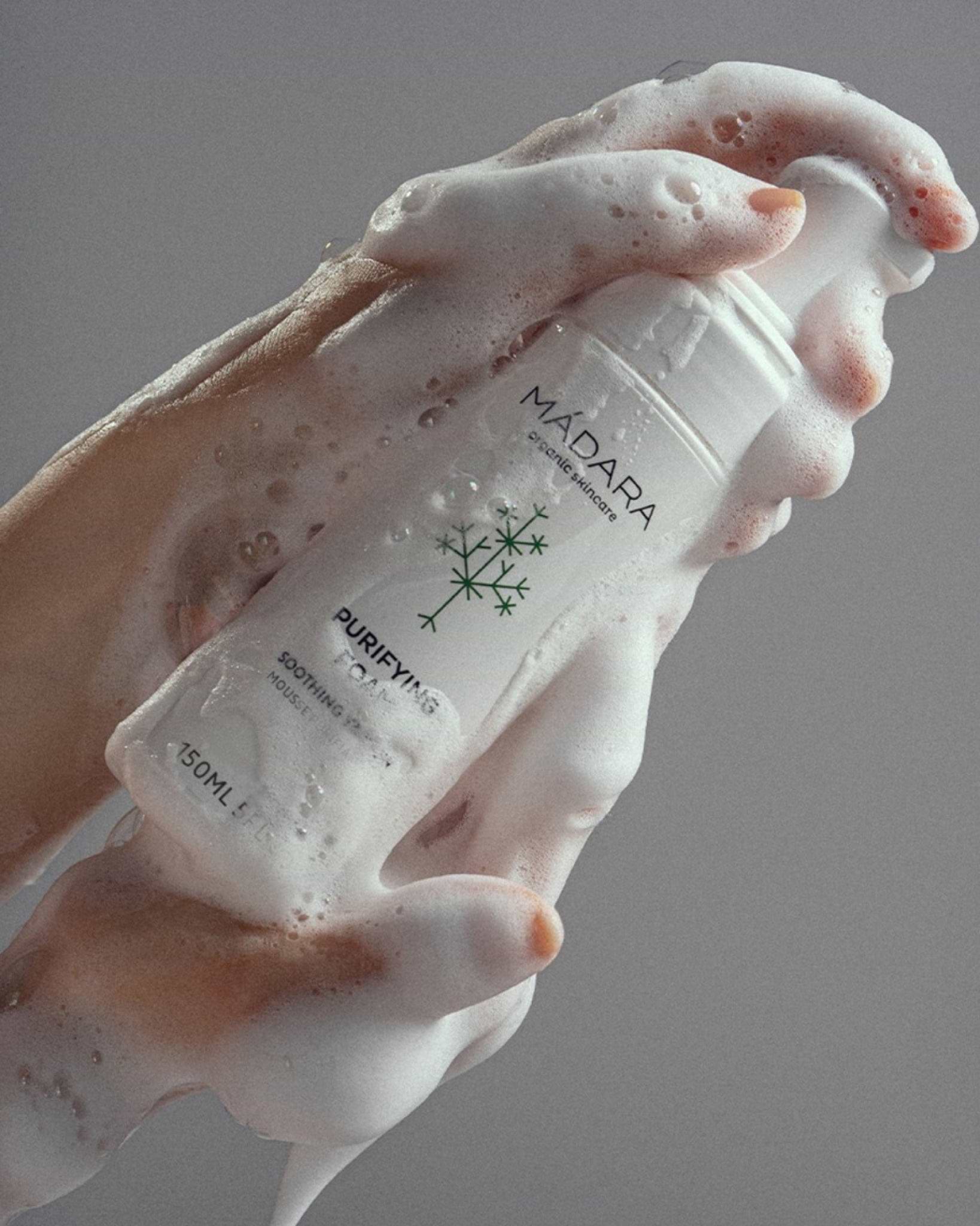 MÁDARA Organic Skincare organic makeup remover A2001 product photo on plain background.