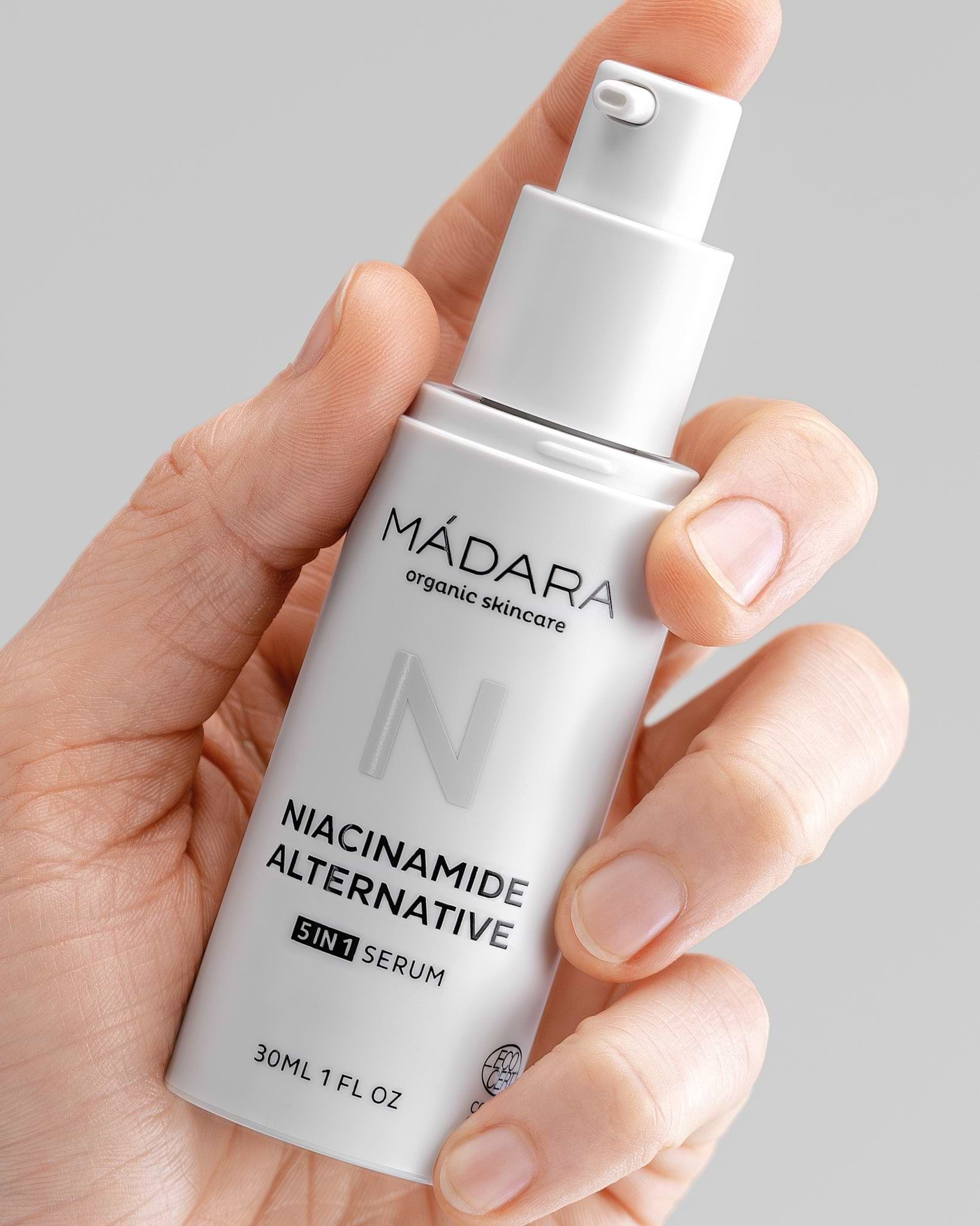MÁDARA Organic Skincare organic niacinamide alternative complex A2223 product photo on plain background.