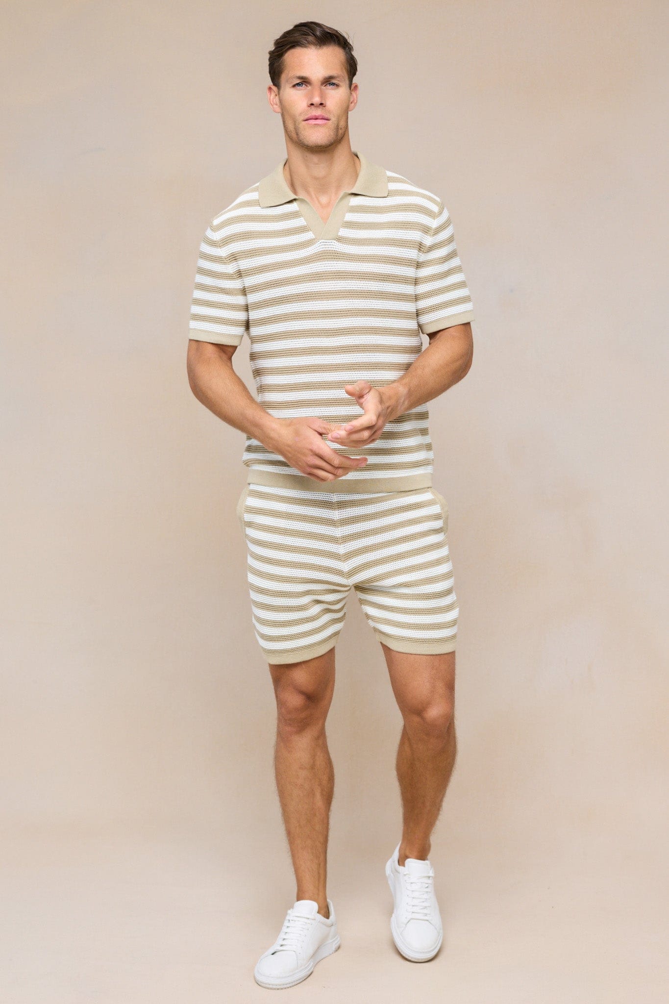 Lattolo Gestreifte Strickshorts - Ecru/Beige