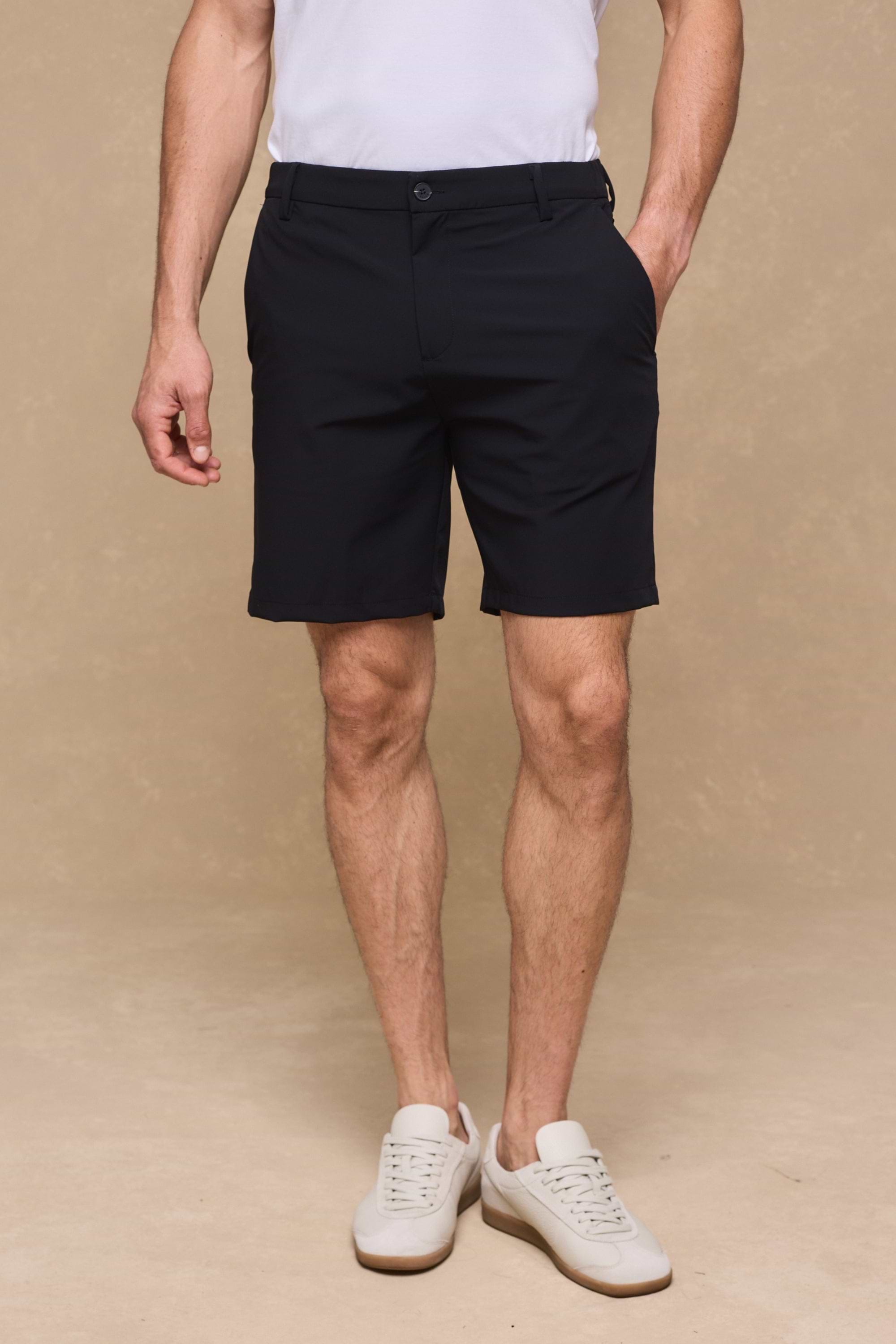 Luiz Hybrid Short - Black