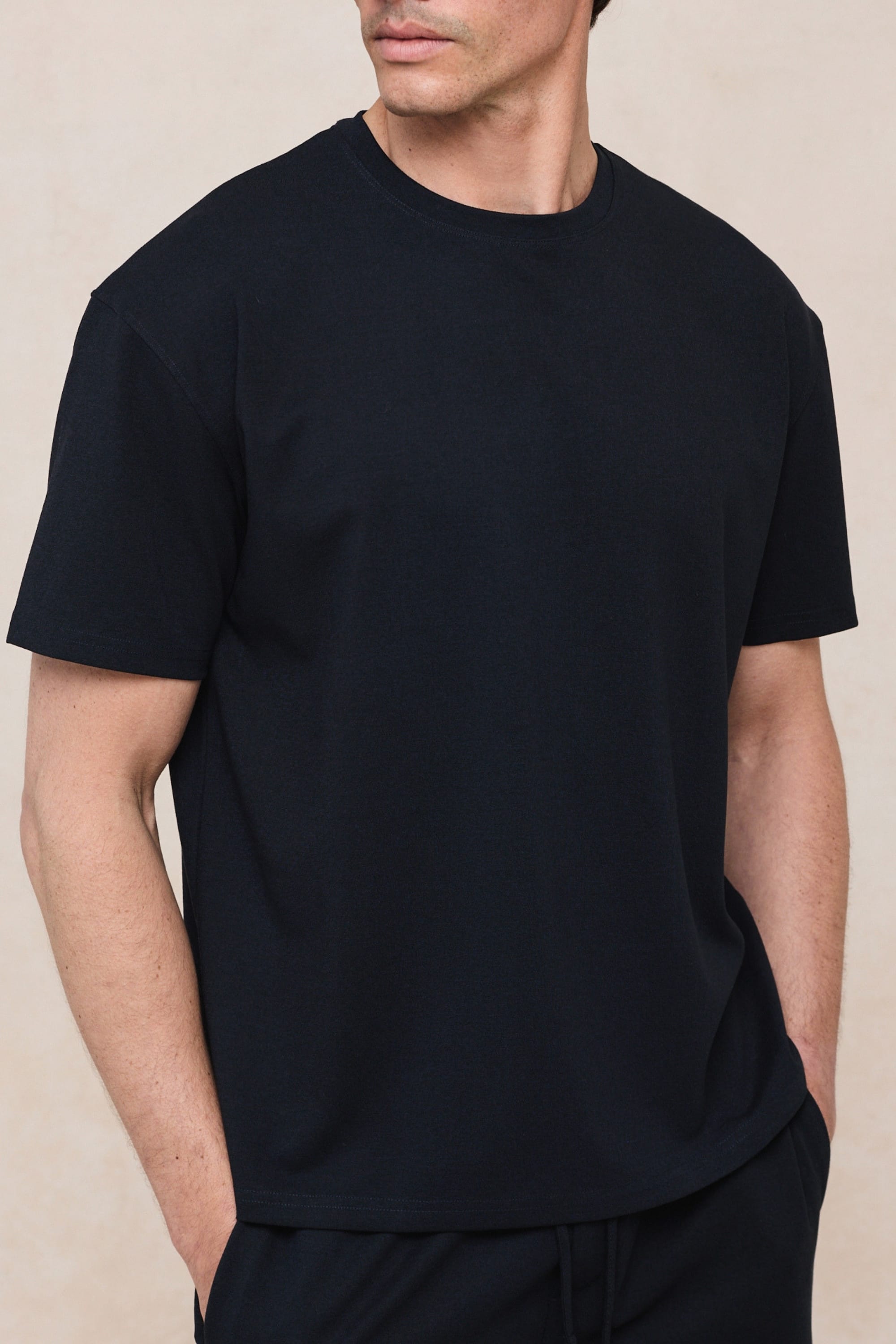 Tomas Crew Neck Textured T-Shirt - Navy