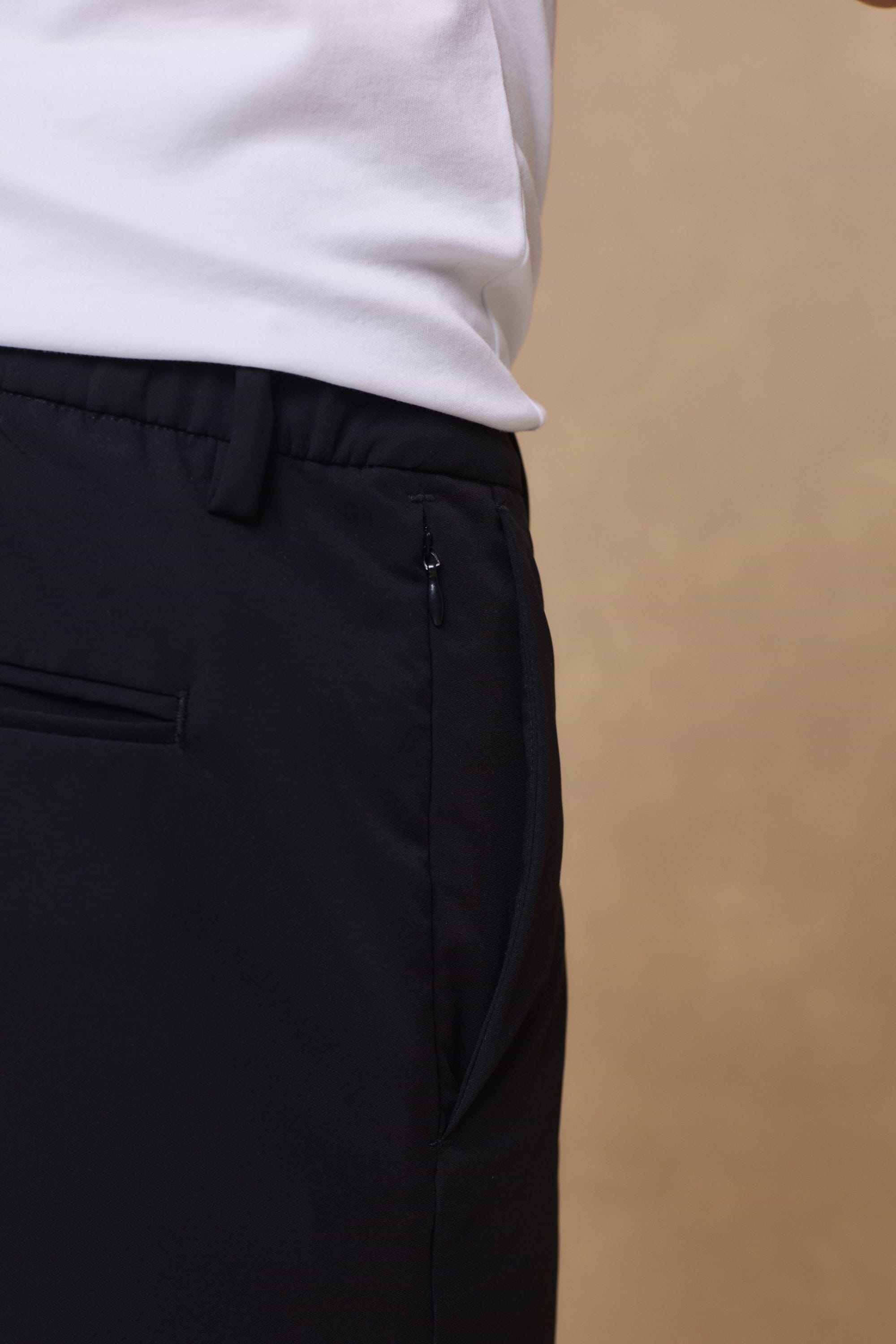 Luiz Hybrid Short - Black