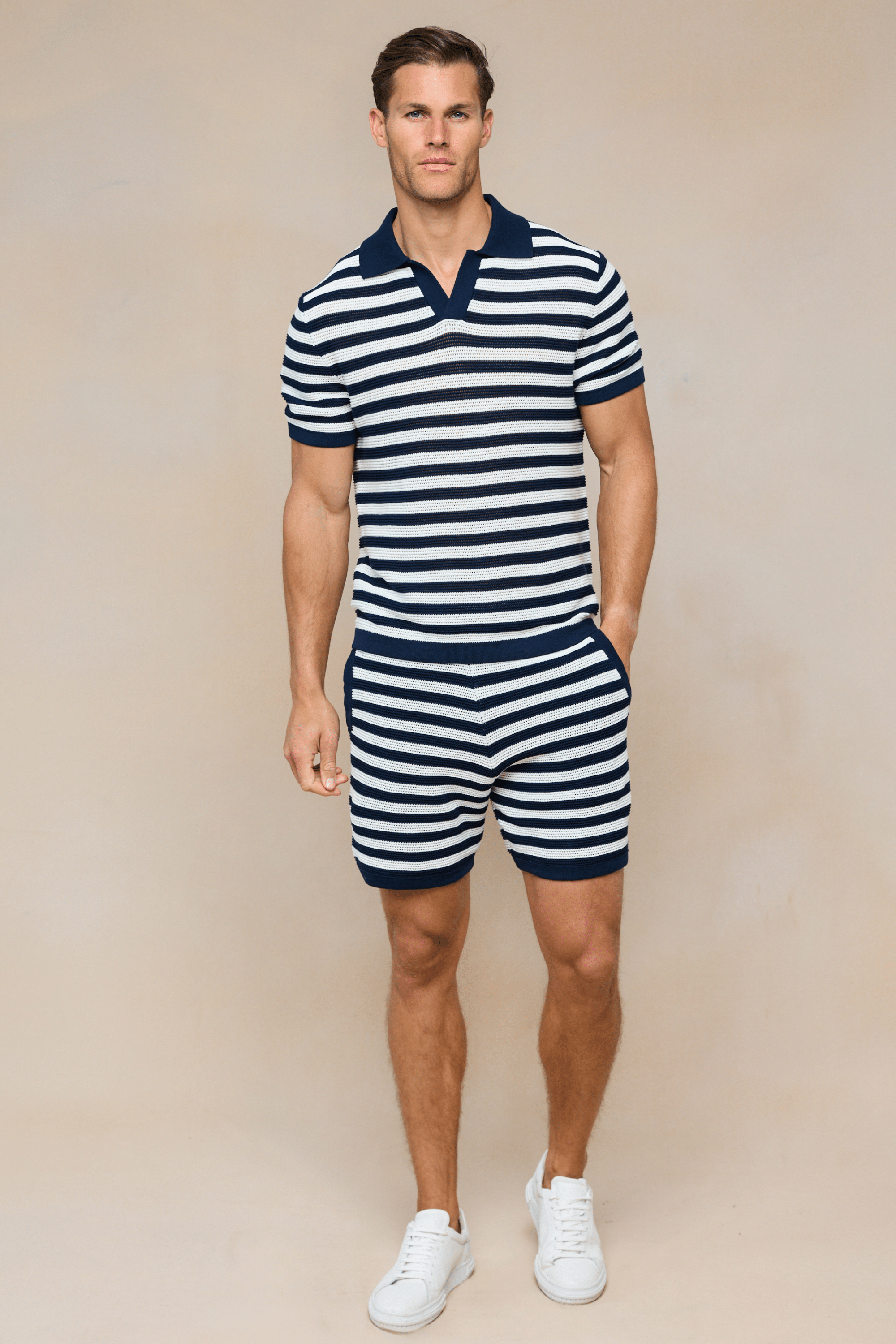 Lattolo gestreifte Strickshorts – Marine/Ecru