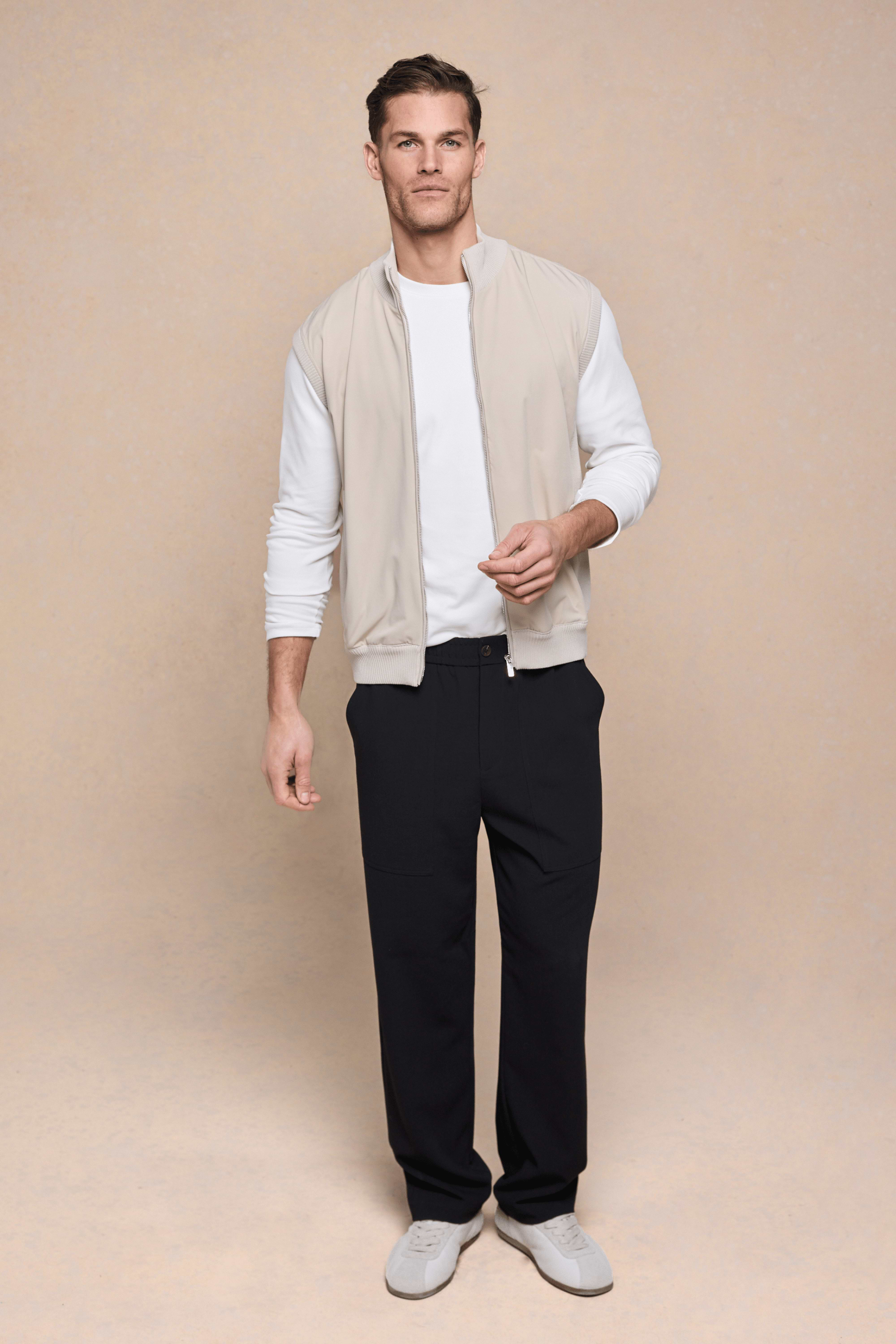 Davi Hybrid Knitted Gilet - Stone