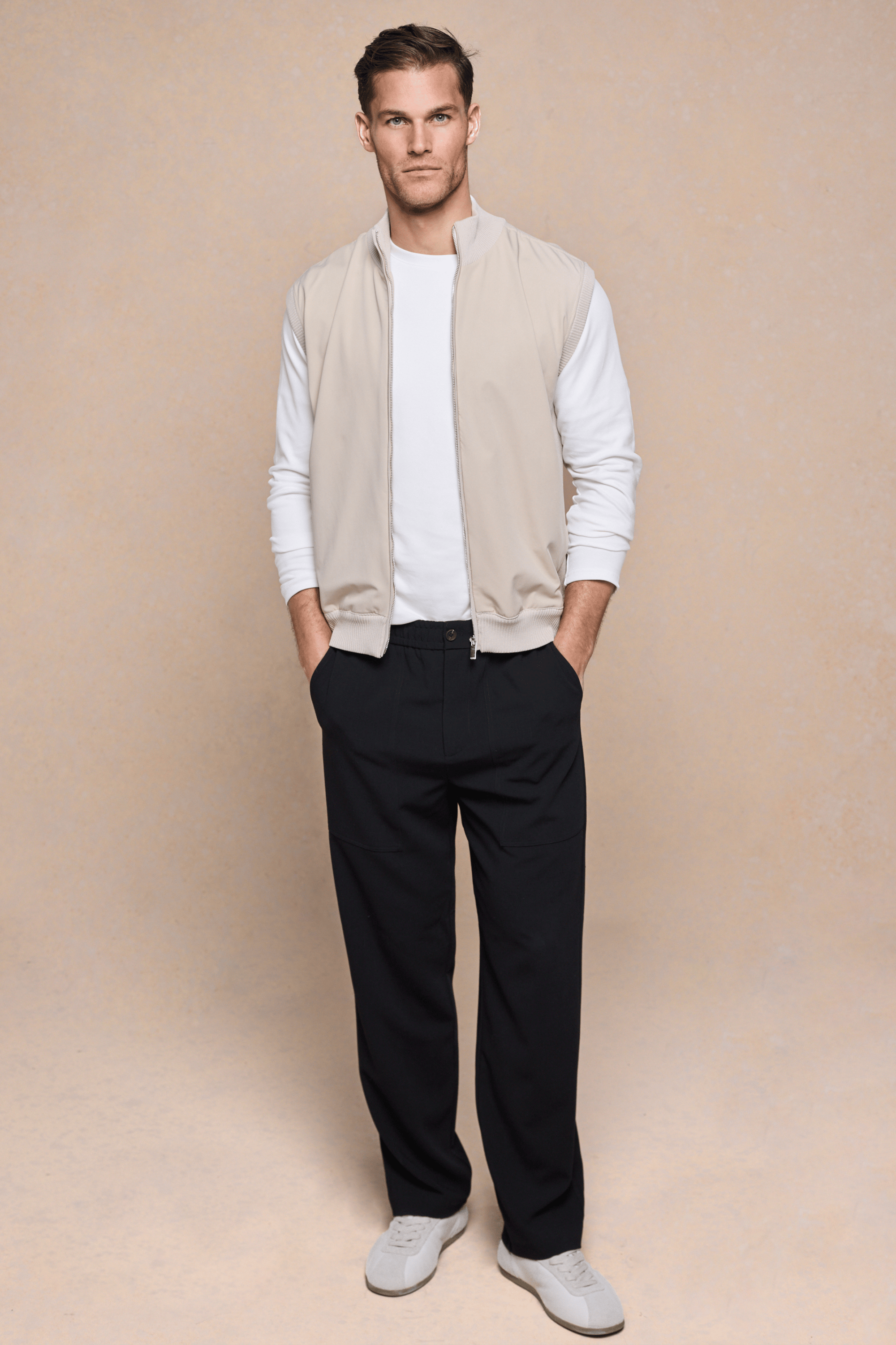 Davi Hybrid Knitted Gilet - Stone