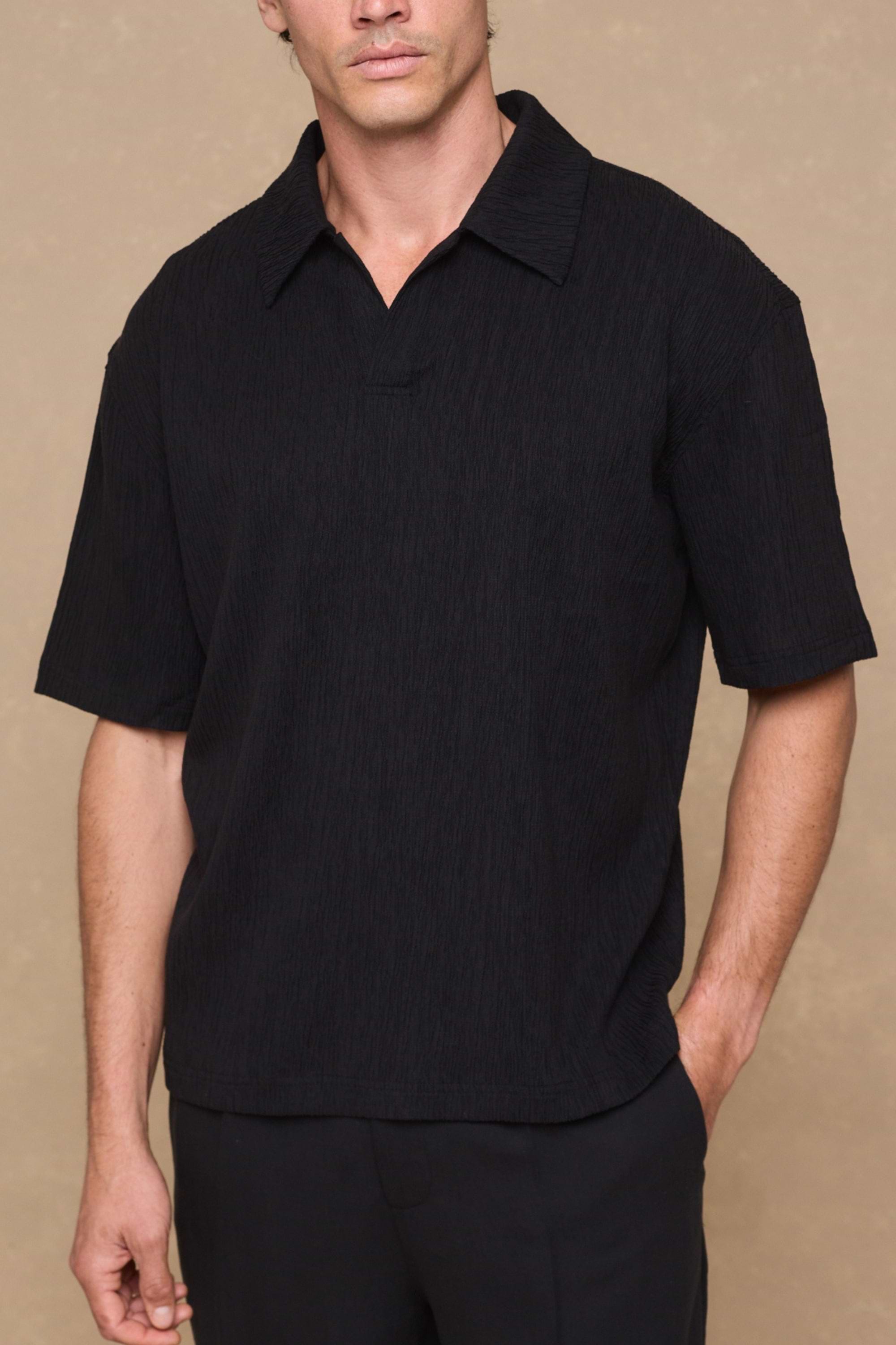 Silvano Crinkled Open Collar Polo - Black