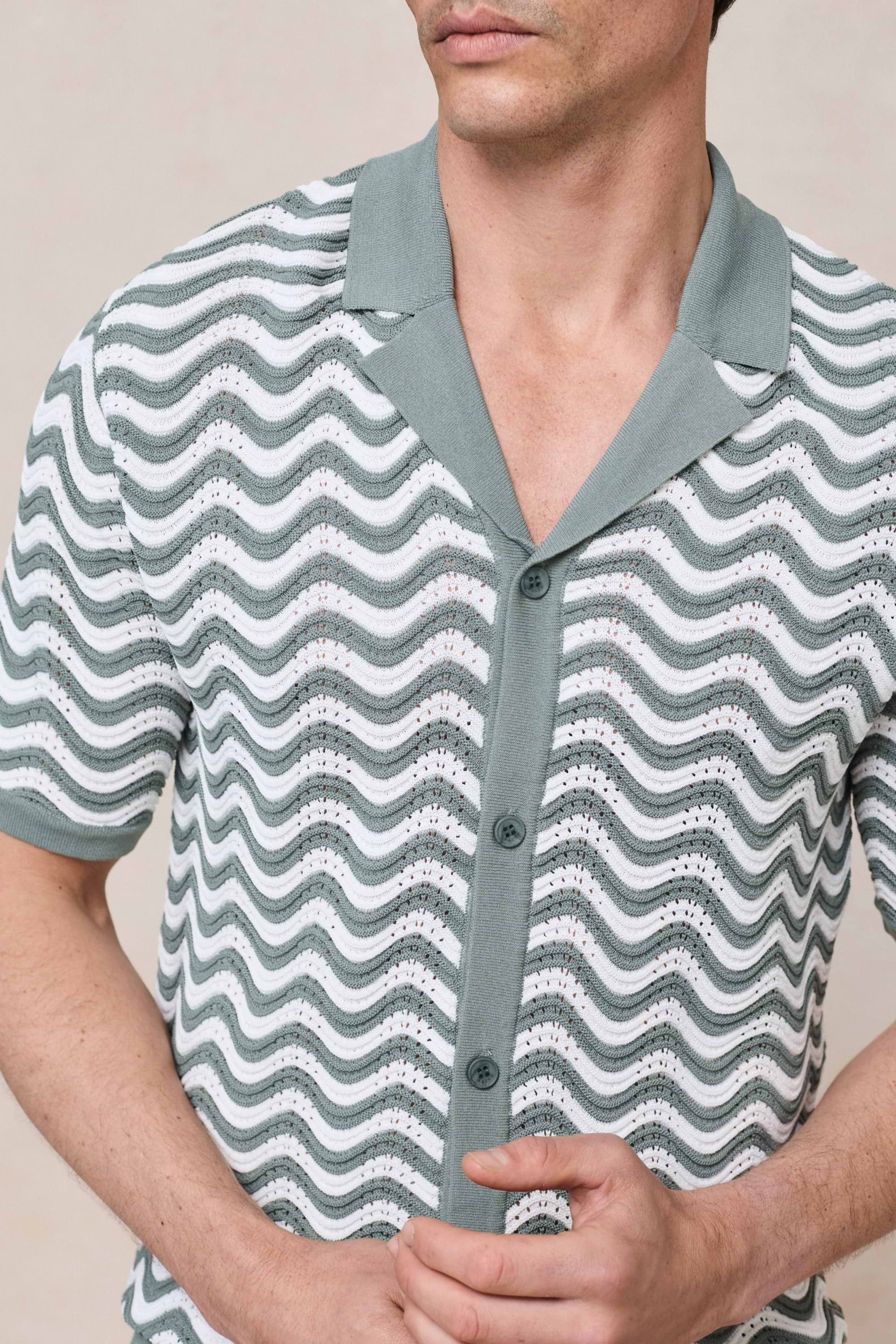 Serenita Knitted Shirt - Sage/White