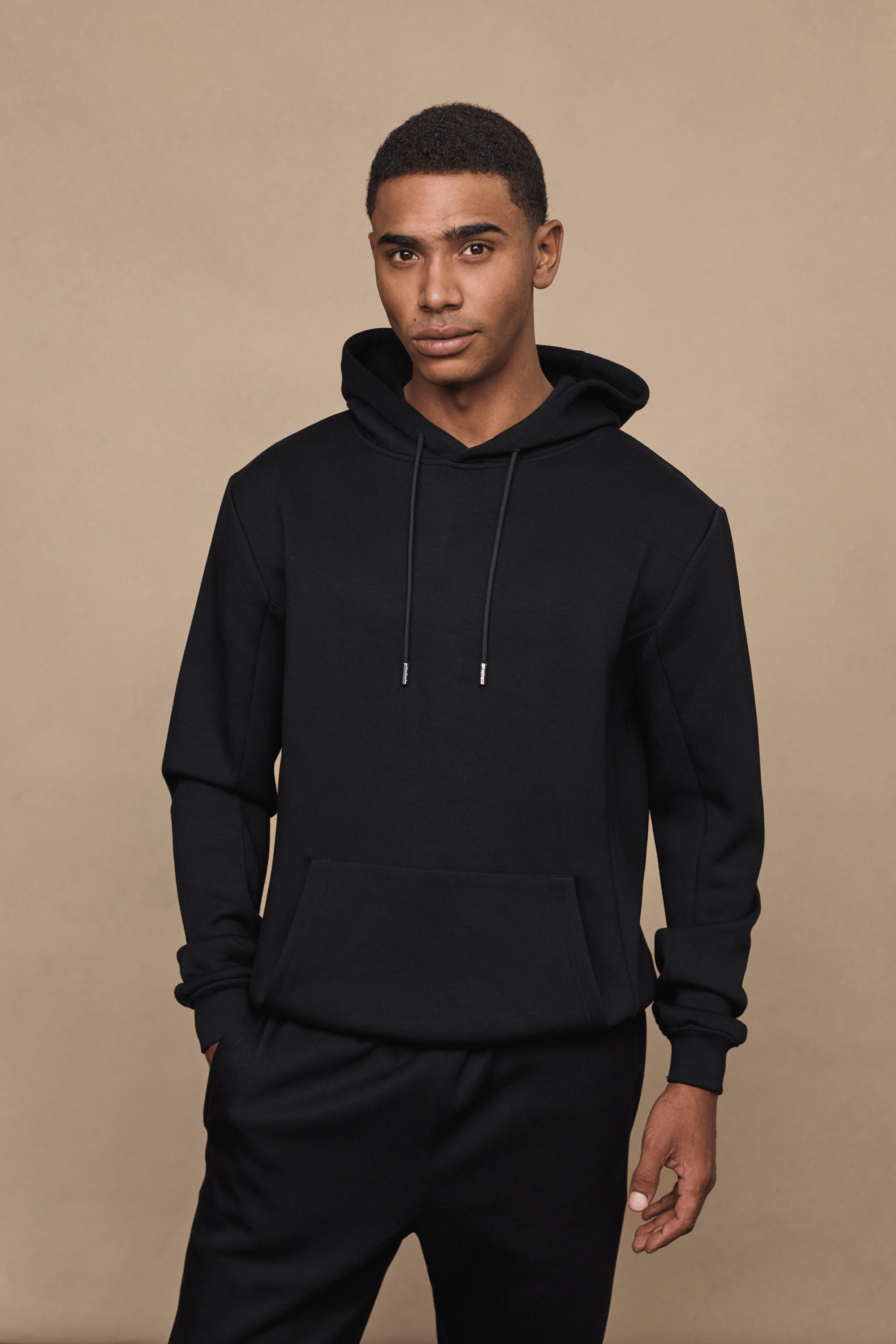Luxe Hoodie - Schwarz 