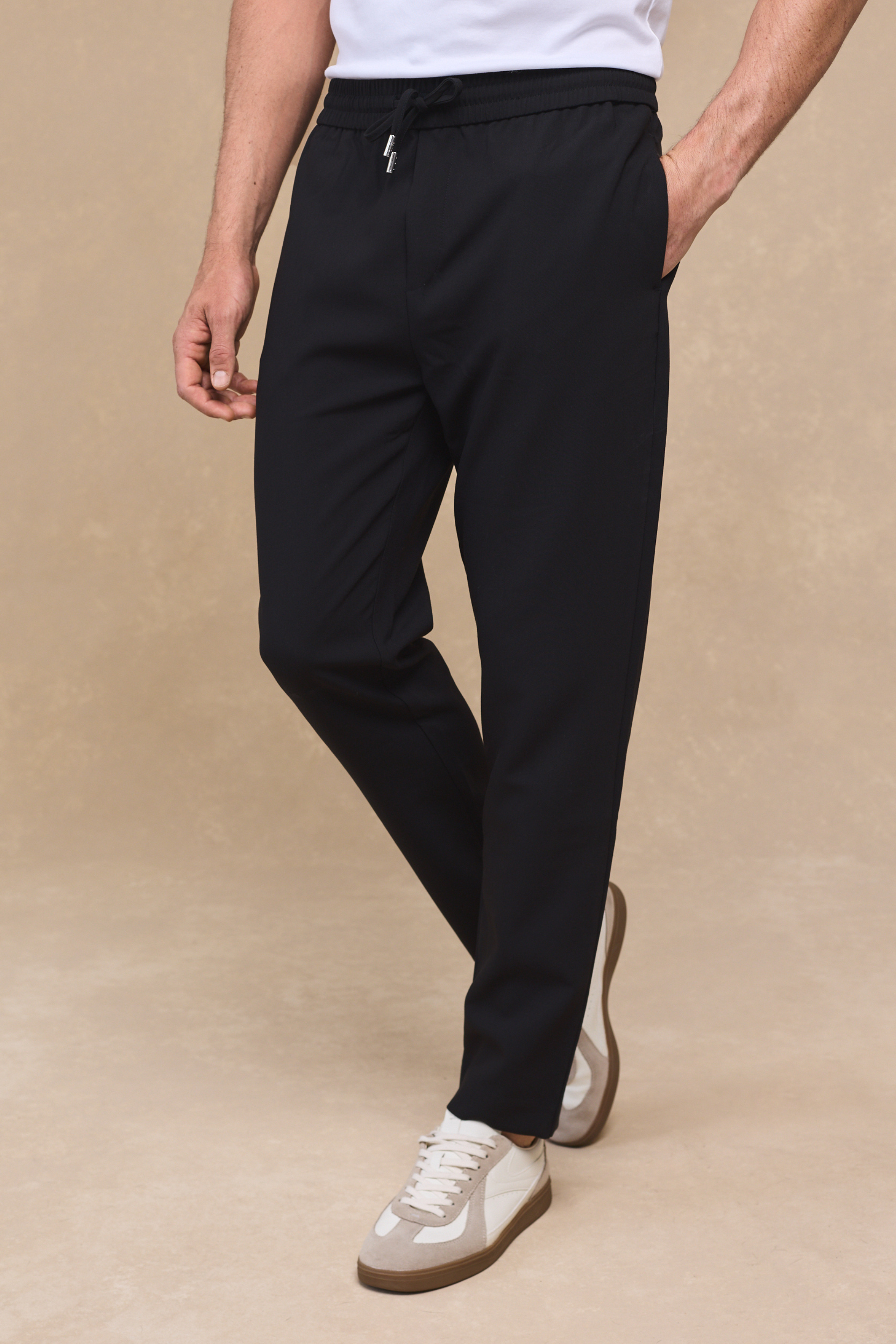 Mateo Tapered Trouser - Black