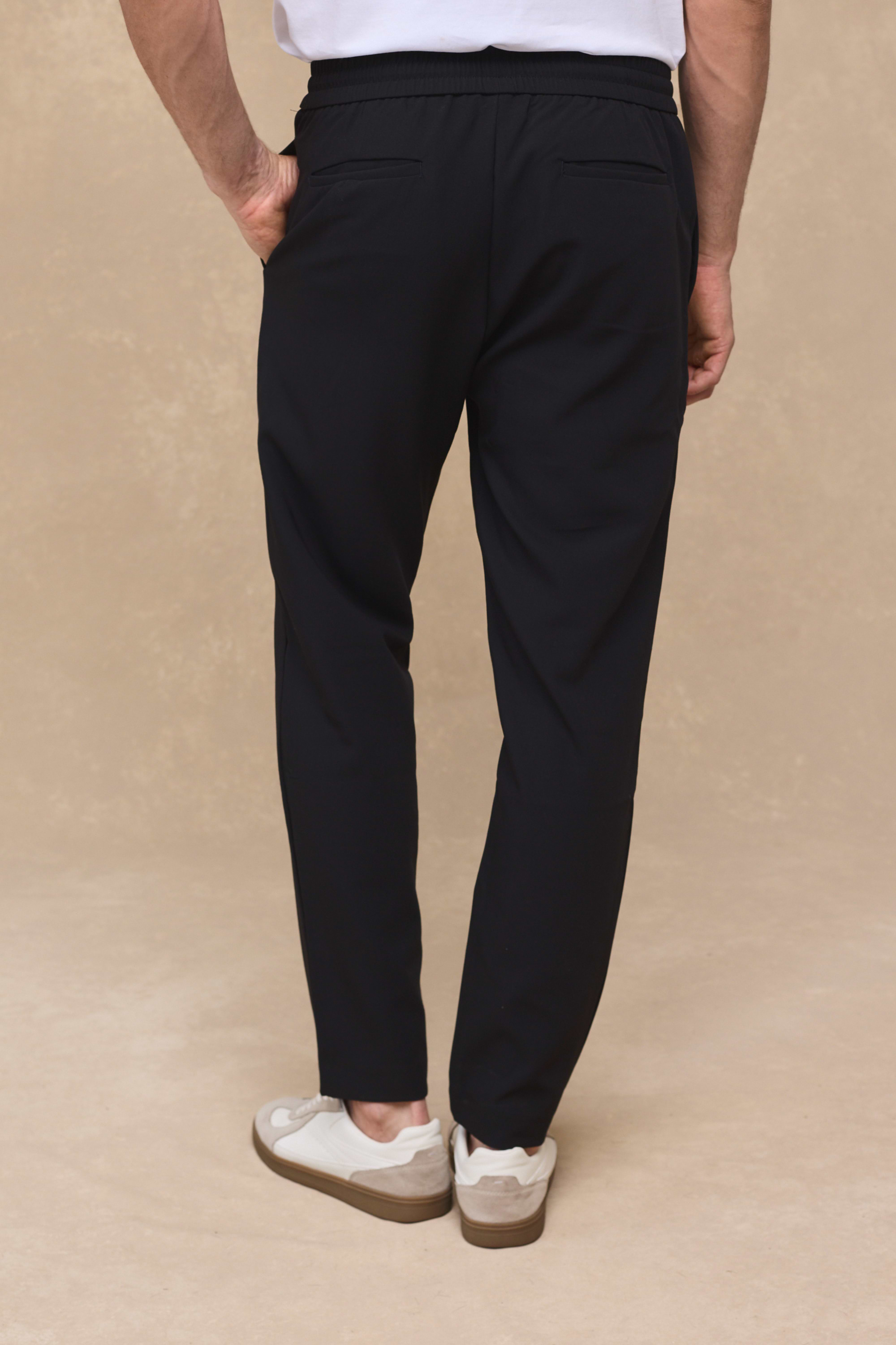 Mateo Tapered Trouser - Black